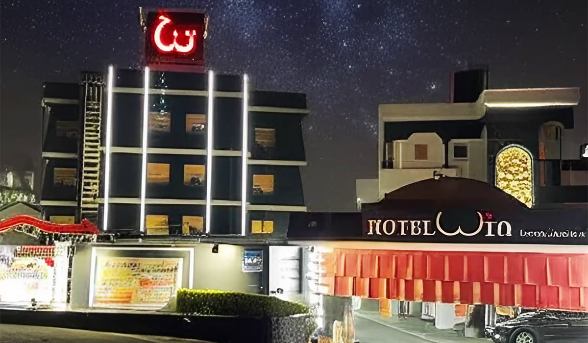 ホテル ダブルイン 外観